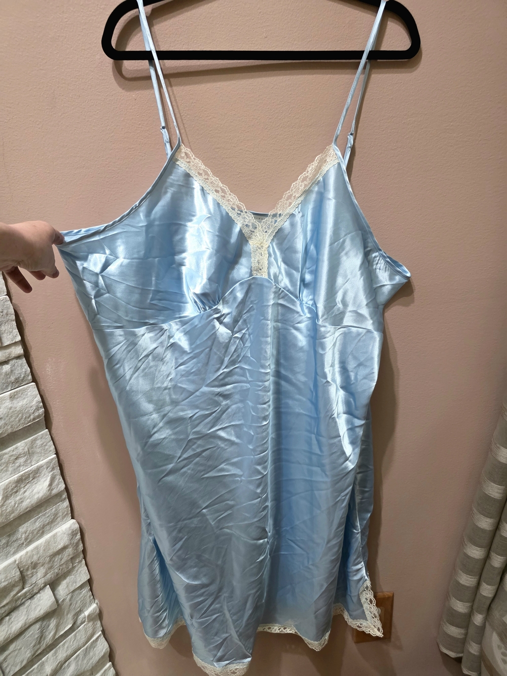 Vintage Plus-size Light Blue Satin Lace-Trim Chemise